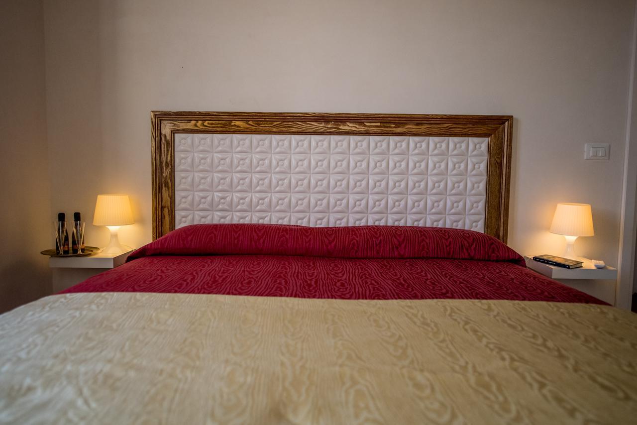 Le Vie Di Trapani Apartment Room photo