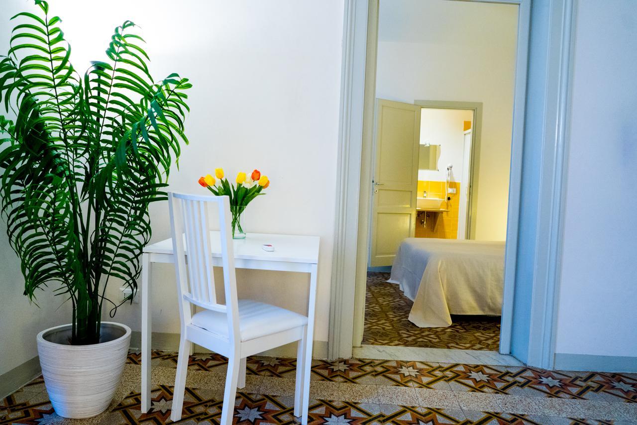 Le Vie Di Trapani Apartment Exterior photo